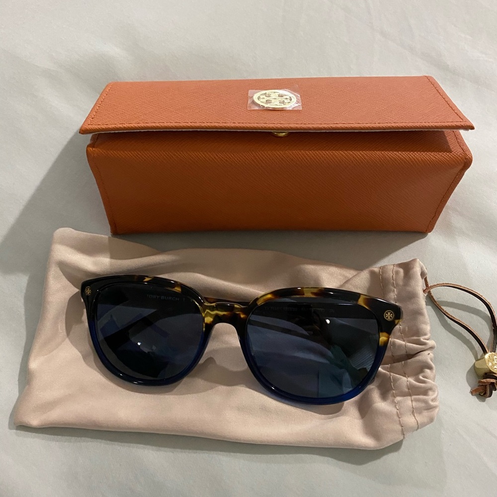 Tory Burch sunglasses new